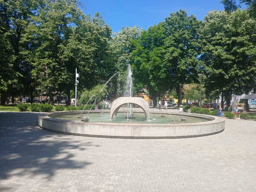 The park fountain — Cool air on a hot day, Banja Luka
