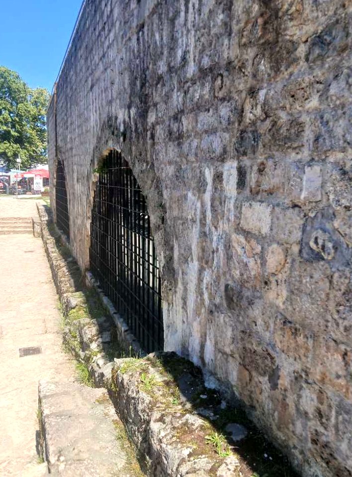 Kastel Fortress wall